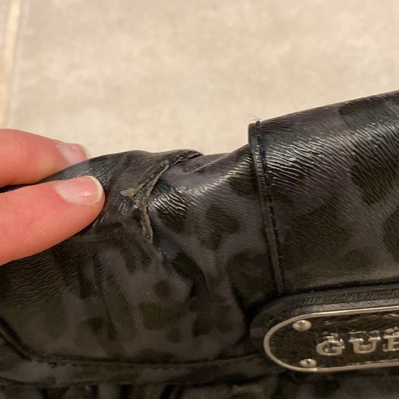 Y2K Guess Dark Leopard Clutch - Picture 6 of 6